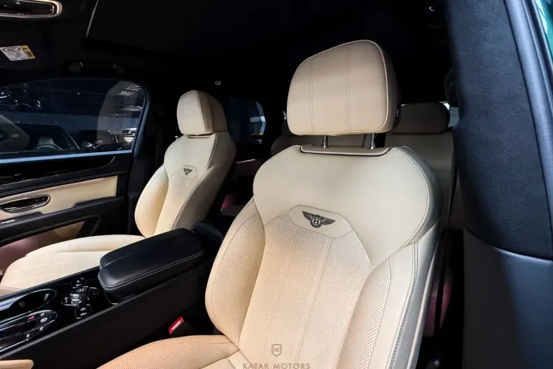 Bentley Bentayga din 2023 cu 44.795 km - oferta BEN186237 - foto 19