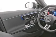 Mercedes-Benz E 400 (Clasa E) din 2025 cu 24.080 km - oferta MER186240 - foto 8