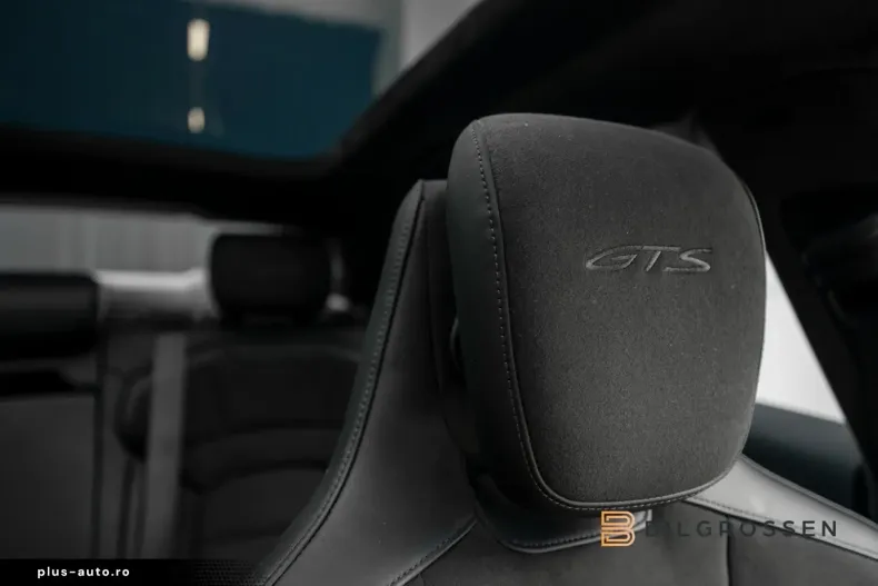 Porsche Taycan din 2022 cu 81.600 km - oferta POR186257 - foto 23