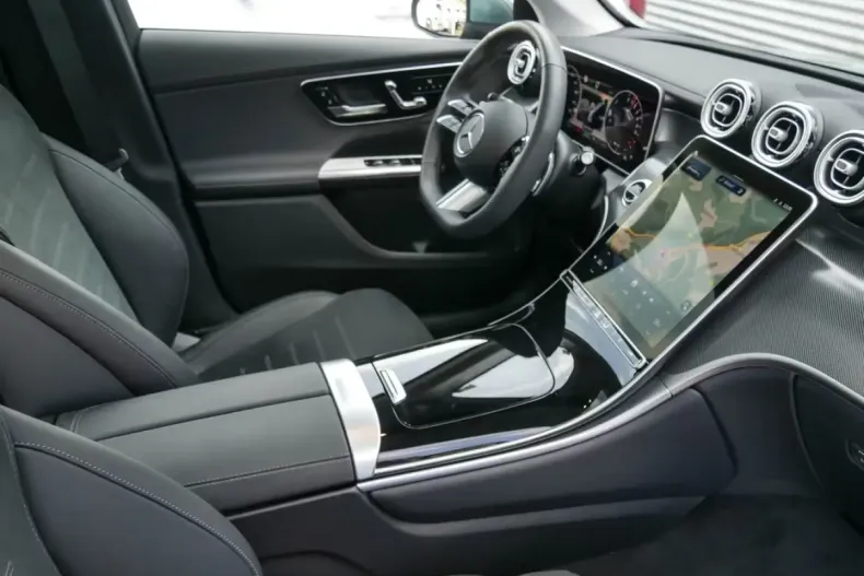 Mercedes-Benz GLC 400 (Clasa GLC) din 2025 cu 8.991 km - oferta MER186258 - foto 12