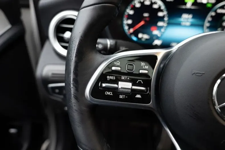 Mercedes-Benz GLC 300 (Clasa GLC) din 2024 cu 13.179 km - oferta MER186262 - foto 18