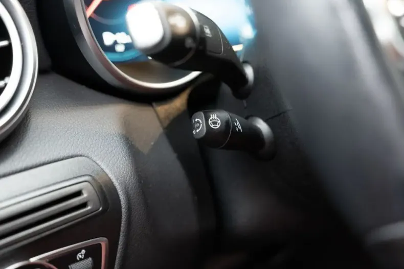 Mercedes-Benz GLC 300 (Clasa GLC) din 2024 cu 13.179 km - oferta MER186262 - foto 23