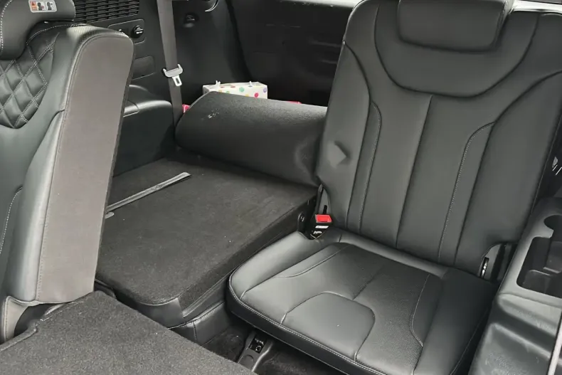 Hyundai SANTA FE din 2022 cu 51.175 km - oferta HYU186272 - foto 8