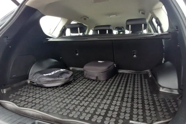 Hyundai SANTA FE din 2022 cu 85.700 km - oferta HYU186273 - foto 14