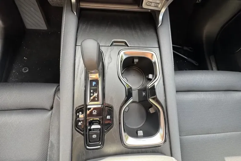 Lexus RX 350 din 2025 cu 50 km - oferta LEX186274 - foto 8