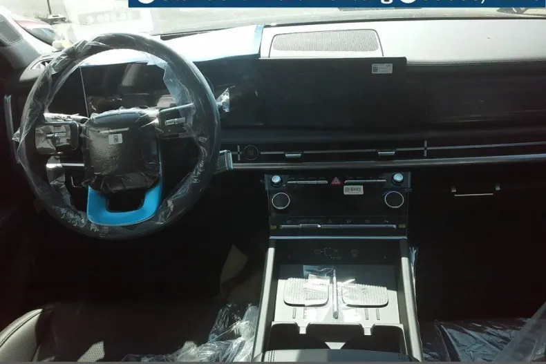 Hyundai SANTA FE din 2025 cu 5.078 km - oferta HYU186276 - foto 9