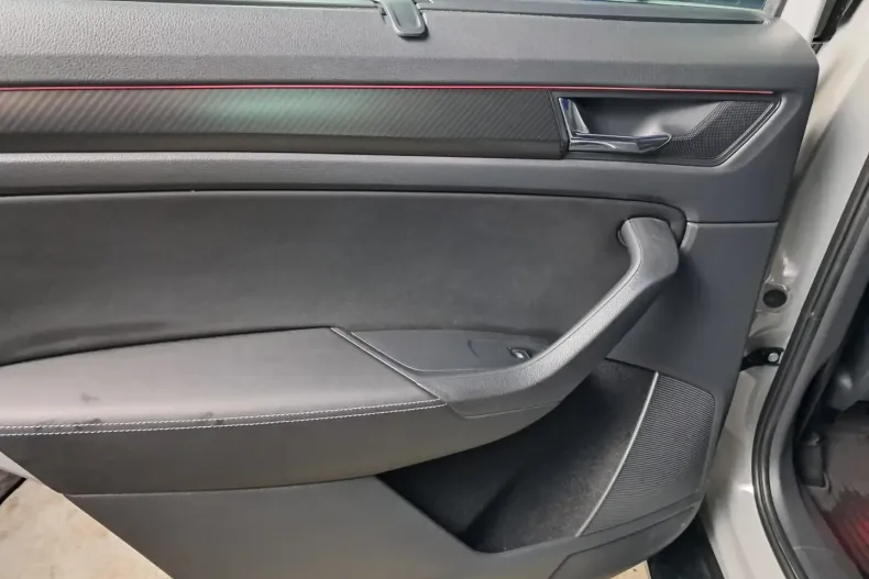 Skoda Kodiaq din 2026 cu 56.563 km - oferta SKO186279 - foto 34