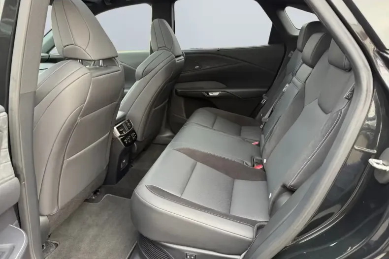 Lexus RX 500 din 2024 cu 30.800 km - oferta LEX186282 - foto 19