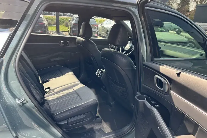 Kia Sorento din 2025 cu 6.500 km - oferta KIA186284 - foto 10