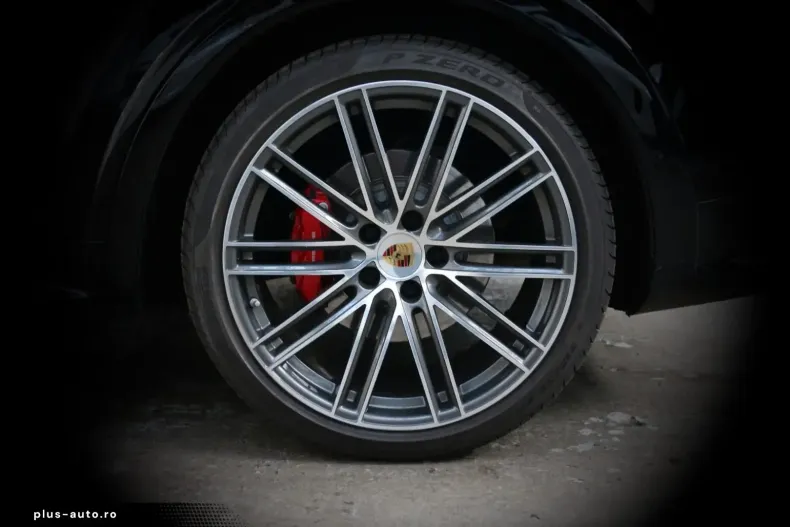 Porsche Cayenne din 2023 cu 69.787 km - oferta POR186285 - foto 28