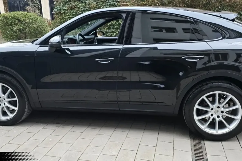Porsche Cayenne din 2025 cu 16.700 km - oferta POR186289 - foto 6
