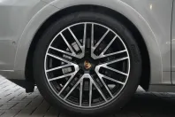 Porsche Cayenne din 2024 cu 16.000 km - oferta POR186290 - foto 47