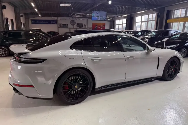 Porsche Panamera din 2025 cu 20.000 km - oferta POR186294 - foto 9