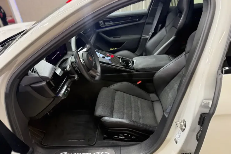 Porsche Panamera din 2025 cu 20.000 km - oferta POR186294 - foto 18