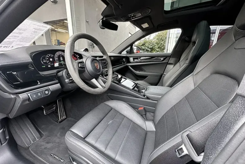 Porsche Panamera din 2024 cu 31.081 km - oferta POR186296 - foto 24