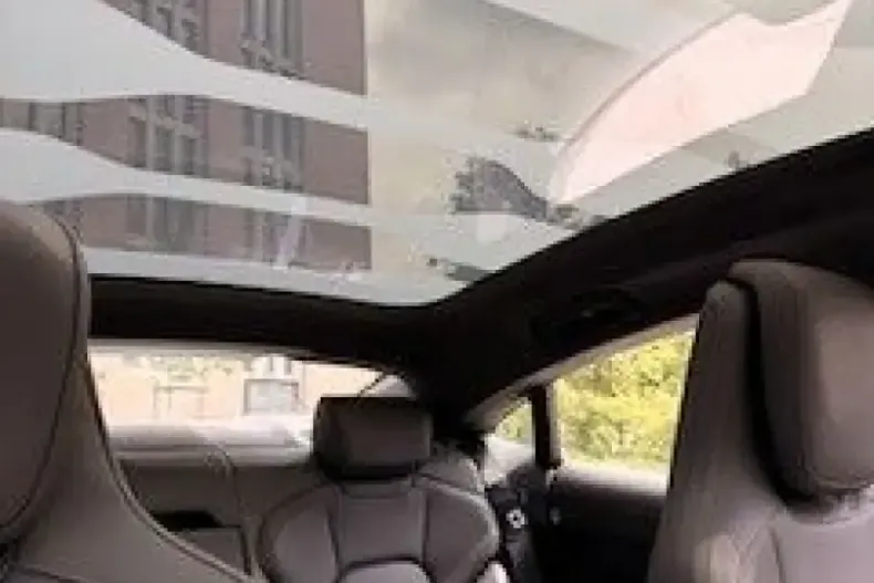 Porsche Taycan din 2023 cu 61.000 km - oferta POR186302 - foto 3