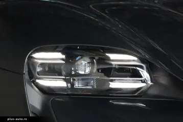 Porsche Taycan din 2023 - oferta POR186303