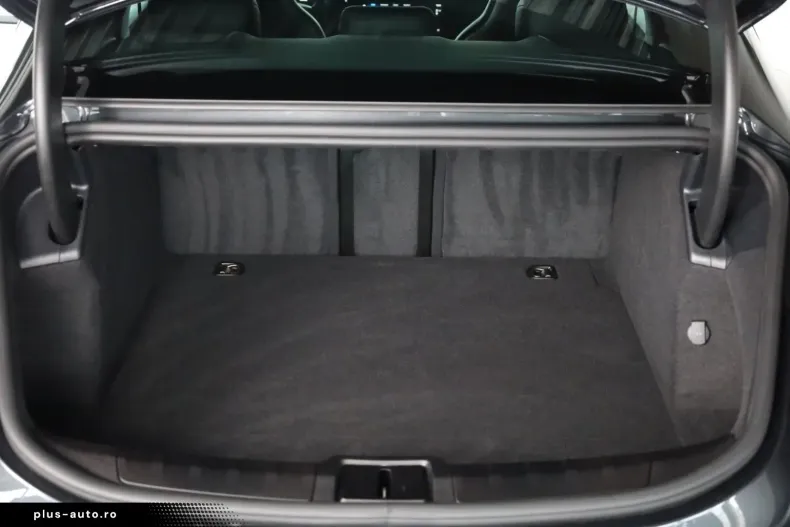 Porsche Taycan din 2023 cu 9.282 km - oferta POR186303 - foto 9