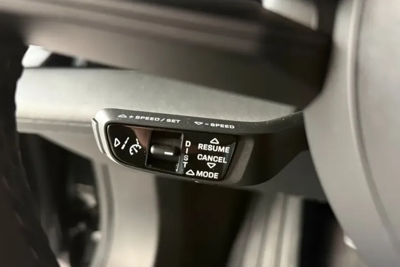 Porsche Taycan din 2023 cu 9.282 km - oferta POR186303 - foto 16