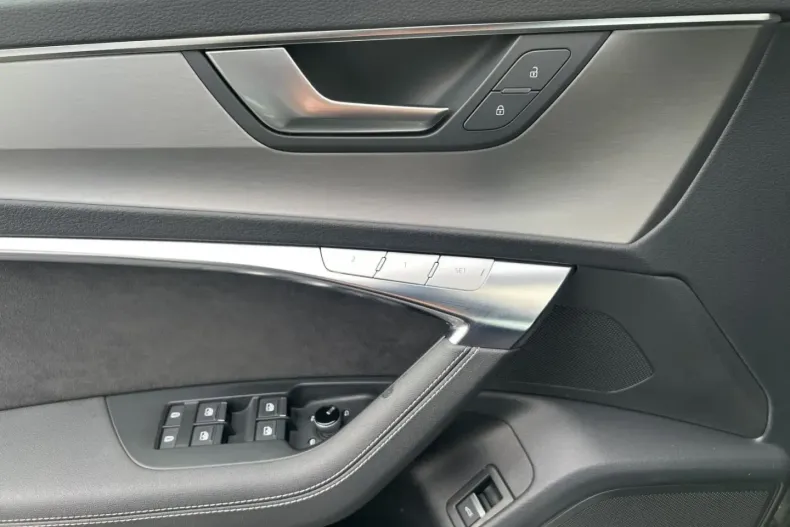 Audi A6 din 2023 cu 101.686 km - oferta AUD186313 - foto 8