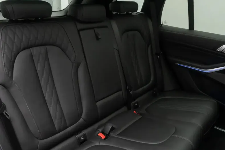 BMW X5 (Seria X) din 2022 cu 42.898 km - oferta BMW186321 - foto 28