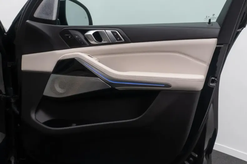 BMW X5 (Seria X) din 2022 cu 43.858 km - oferta BMW186324 - foto 30