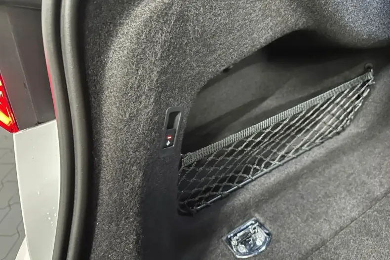 Audi A6 din 2023 cu 61.000 km - oferta AUD186335 - foto 31