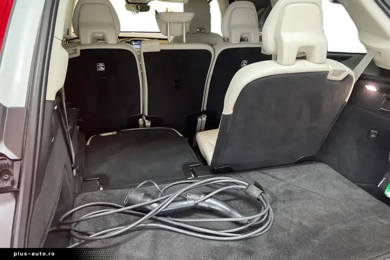 Volvo XC90 din 2023 cu 67.000 km - oferta VOL186342 - foto 9