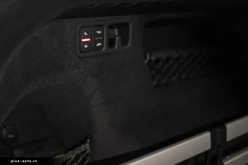 Audi RSQ8 din 2025 cu 120 km - oferta AUD186344 - foto 26