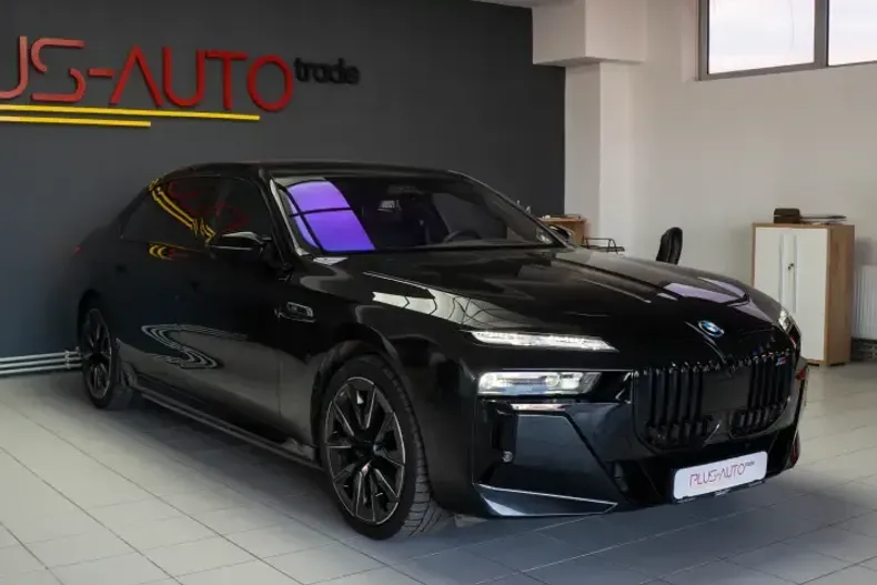 BMW 760 (Seria 7) din 2023 cu 29.900 km - oferta BMW186345 - foto 1