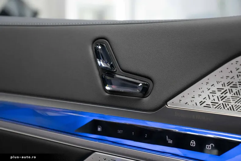 BMW 760 (Seria 7) din 2023 cu 29.900 km - oferta BMW186345 - foto 25