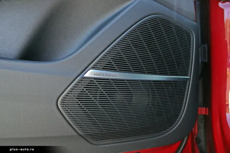 Audi SQ8 din 2024 cu 18.500 km - oferta AUD186347 - foto 8