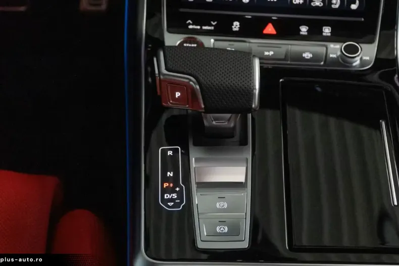 Audi RSQ8 din 2026 cu 5 km - oferta AUD186352 - foto 13