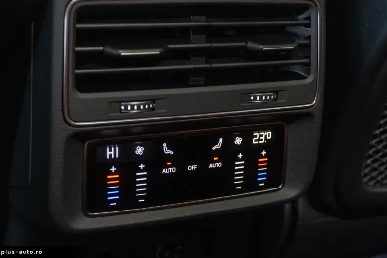 Audi RSQ8 din 2026 cu 5 km - oferta AUD186352 - foto 24