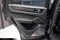 Porsche Cayenne din 2021 cu 39.019 km - oferta POR186354 - foto 18