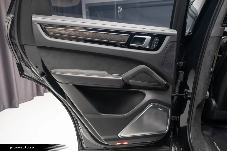 Porsche Cayenne din 2021 cu 39.019 km - oferta POR186354 - foto 18
