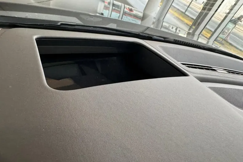 Audi RSQ8 din 2026 cu 10 km - oferta AUD186357 - foto 8