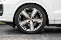 Porsche Cayenne din 2024 cu 17.900 km - oferta POR186360 - foto 6