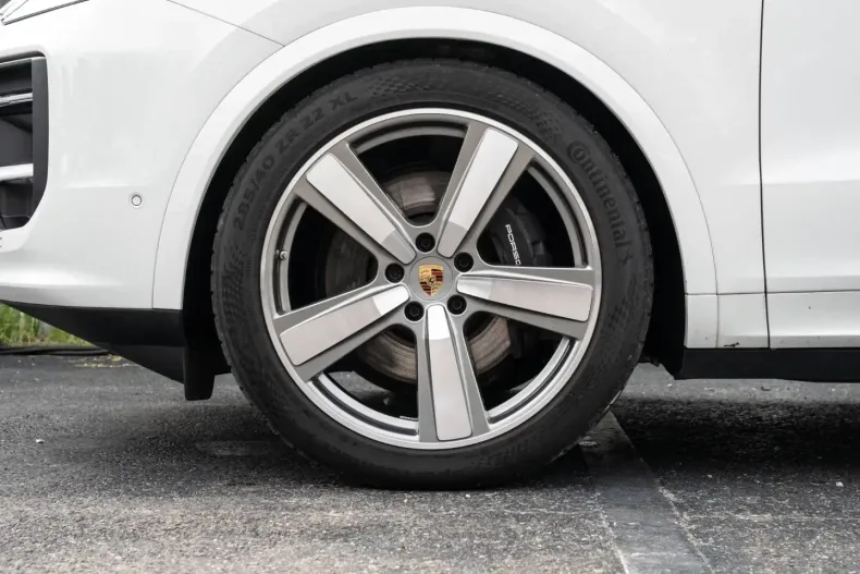 Porsche Cayenne din 2024 cu 17.900 km - oferta POR186360 - foto 6