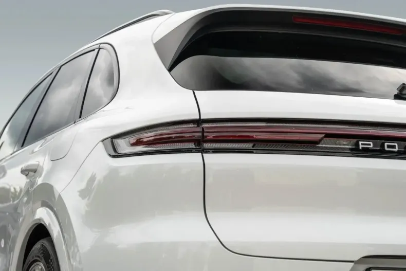 Porsche Cayenne din 2024 cu 17.900 km - oferta POR186360 - foto 11