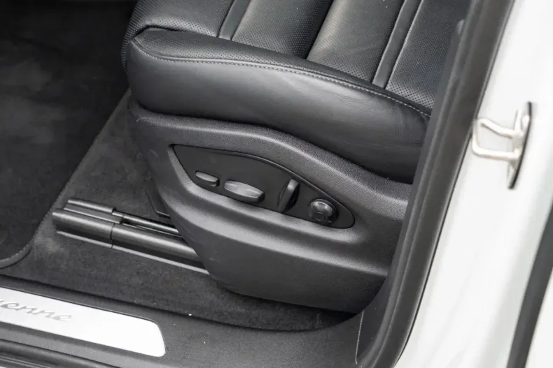 Porsche Cayenne din 2024 cu 17.900 km - oferta POR186360 - foto 20