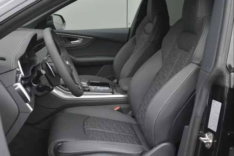 Audi RSQ8 din 2025 cu 300 km - oferta AUD186361 - foto 23