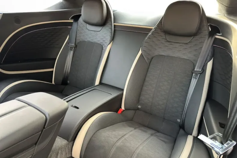 Bentley Continental GT din 2024 cu 6.900 km - oferta BEN186362 - foto 12