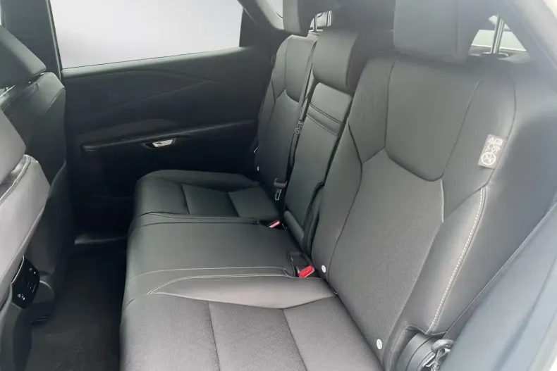 Lexus RX 350 din 2024 cu 25 km - oferta LEX186365 - foto 12