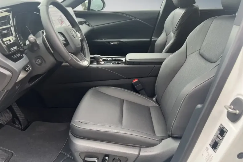 Lexus RX 350 din 2024 cu 25 km - oferta LEX186365 - foto 13