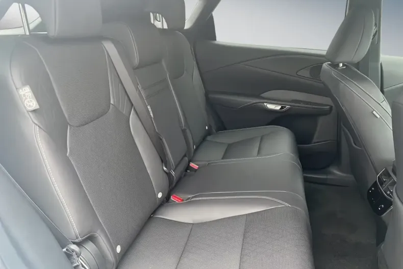 Lexus RX 350 din 2024 cu 25 km - oferta LEX186365 - foto 14