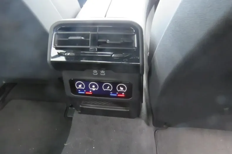 BMW 520 (Seria 5) din 2023 cu 42.589 km - oferta BMW186373 - foto 9