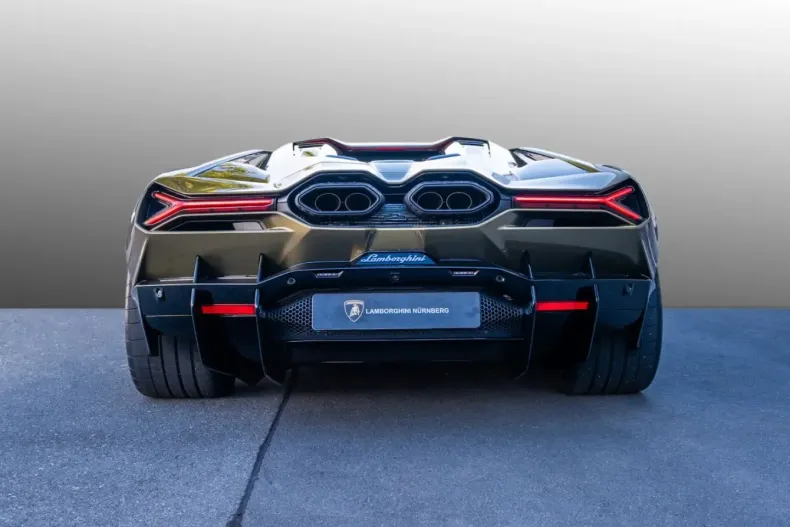 Lamborghini Revuelto din 2024 cu 3.490 km - oferta LAM186374 - foto 2
