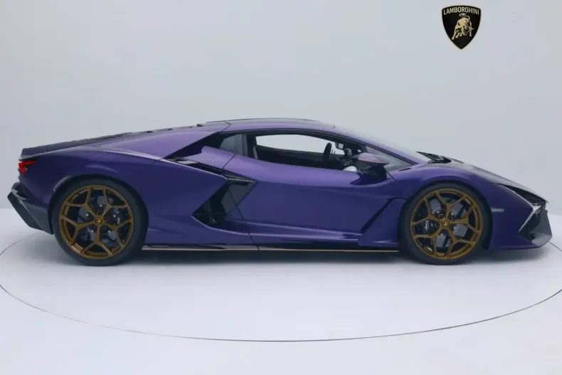 Lamborghini Revuelto din 2024 cu 1.152 km - oferta LAM186376 - foto 2