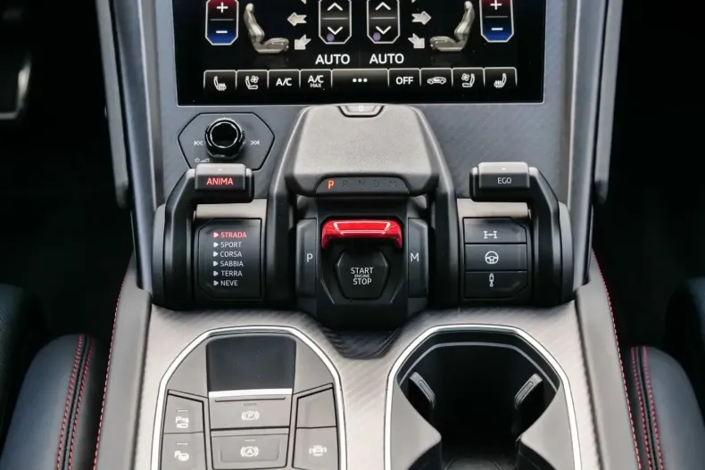 Lamborghini Urus din 2024 cu 6.140 km - oferta LAM186380 - foto 15